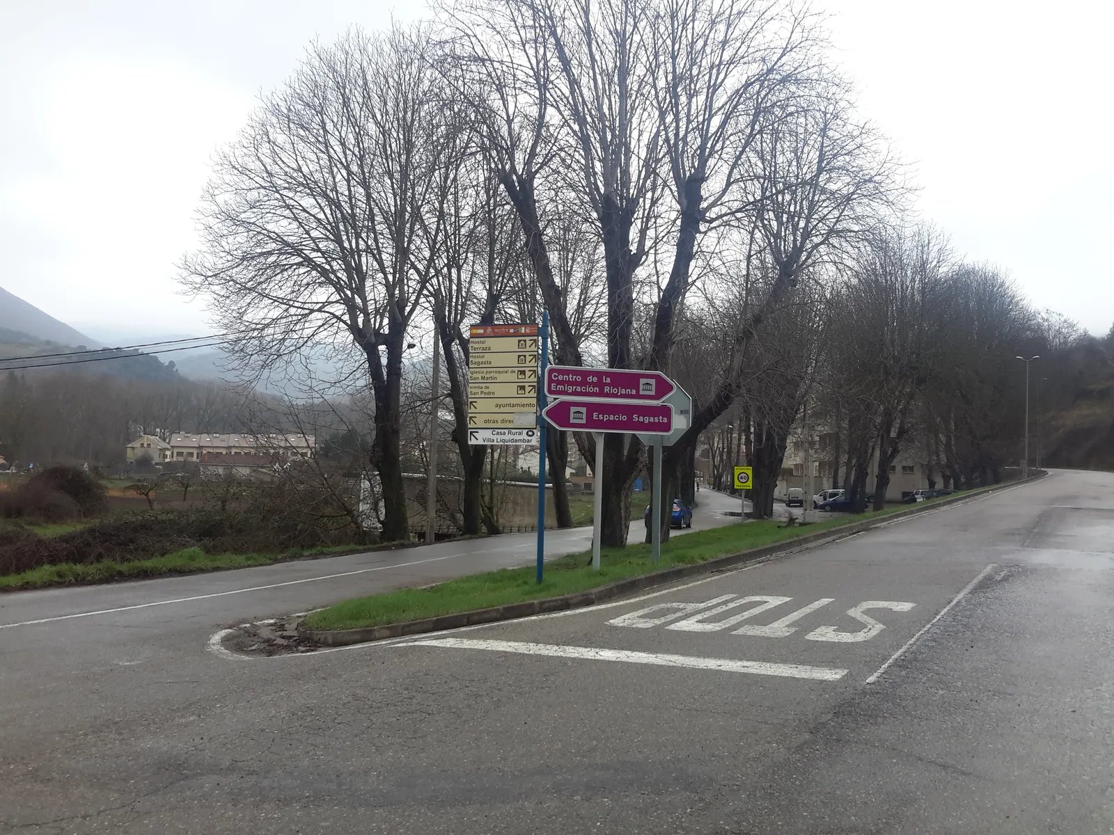 (Foto 1) Dirección Centro de Emigración Riojana