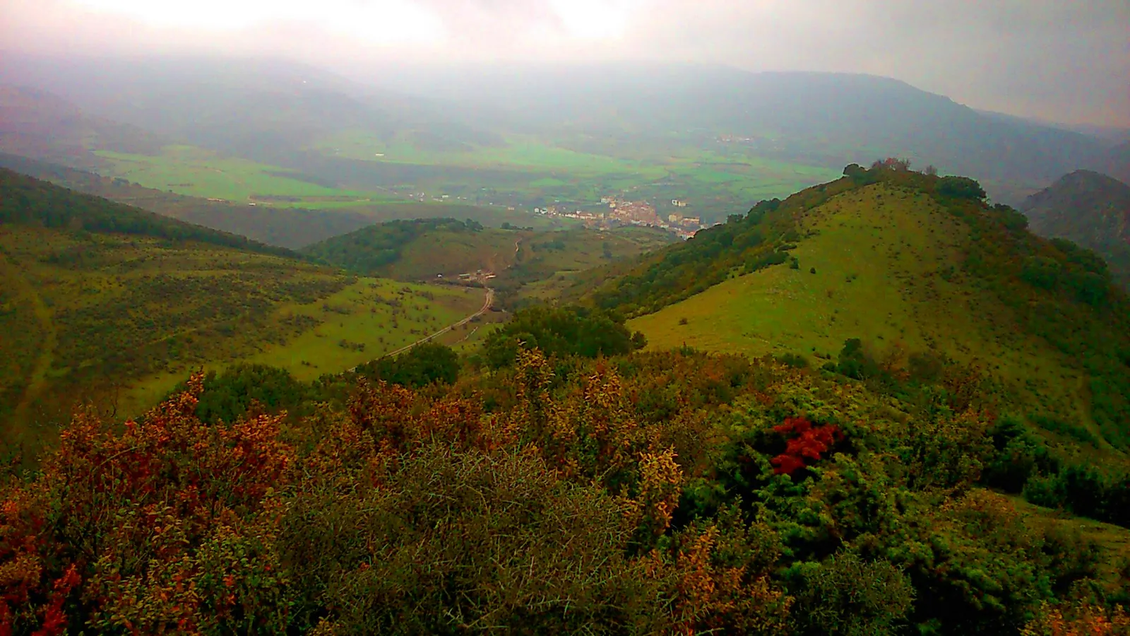 (Foto 19) Collado con forma de V