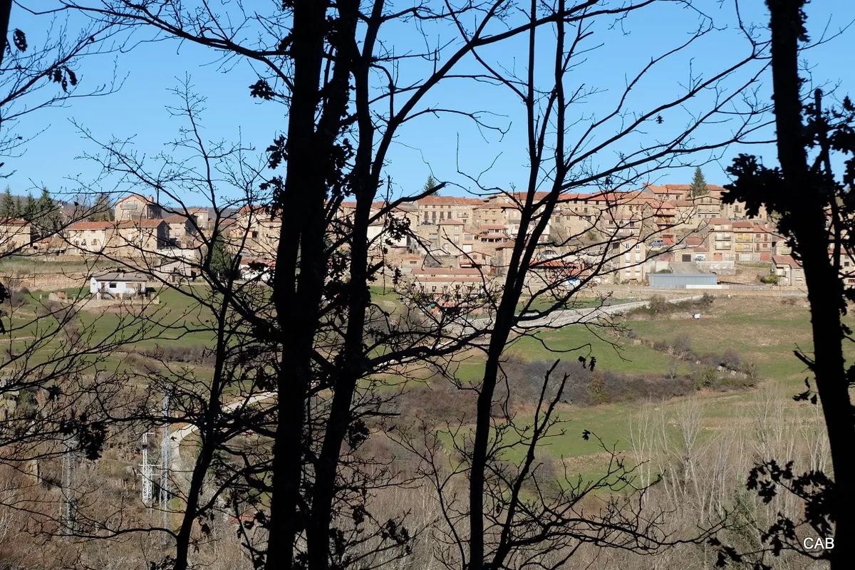 Vista de Lumbreras desde la Vía Romana