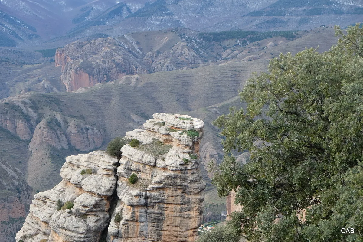 Peña Bajenza. Islallana. (La Rioja)