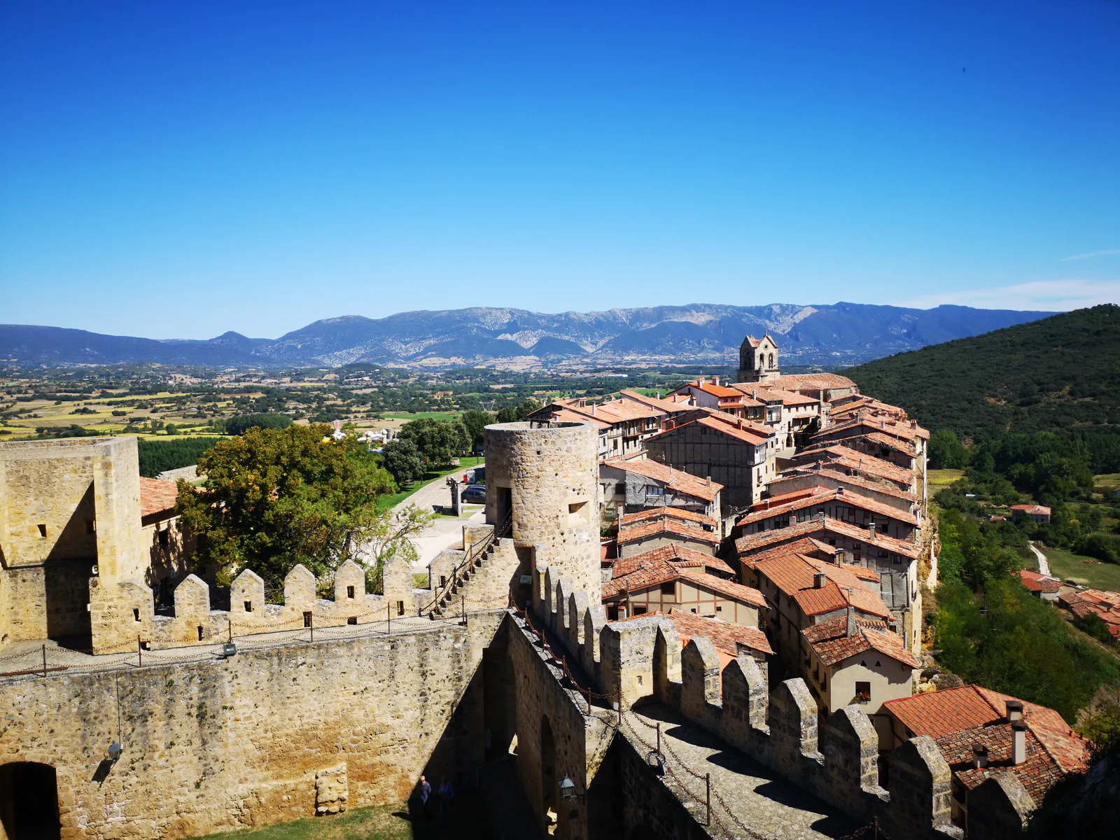 Frías y El Valle de Tobalina (Burgos)